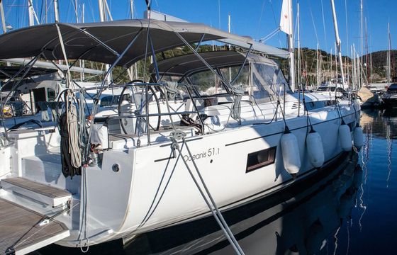 Beneteau Oceanis 51.1