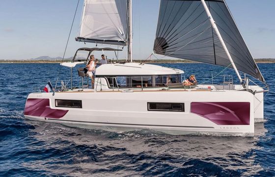 Lagoon 40