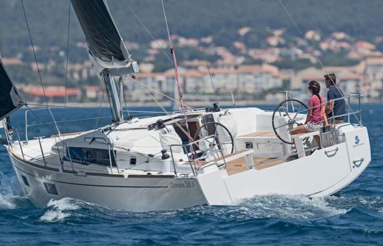 Beneteau Oceanis 38.1