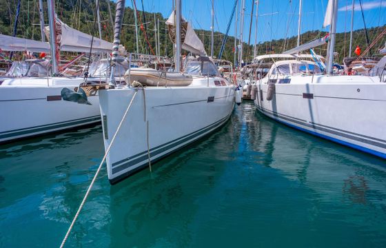Hanse 445