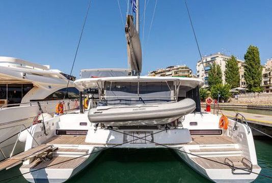 Lagoon 42