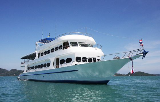 M/Y Steel monohull