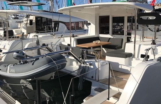 Lagoon 40