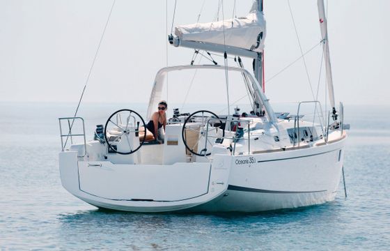 Beneteau Oceanis 35