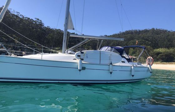 Jeanneau Sun Odyssey 37