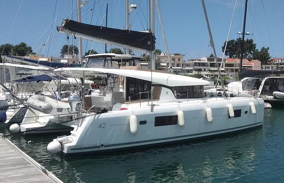 Lagoon 42