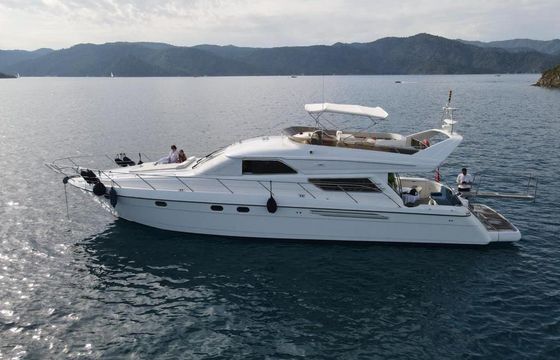 M/Y 66