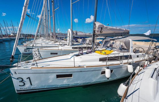 Beneteau Oceanis 38.1