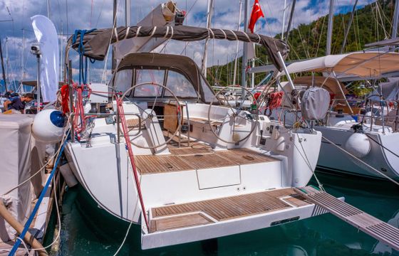 Hanse 445