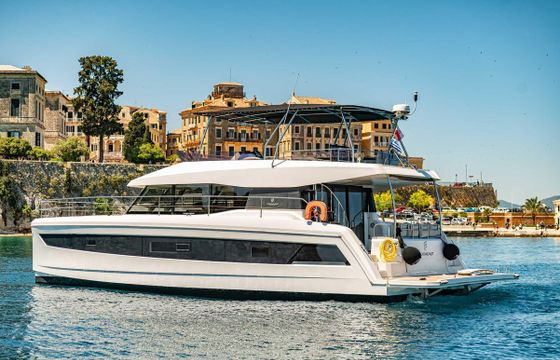 Fountaine Pajot MY5