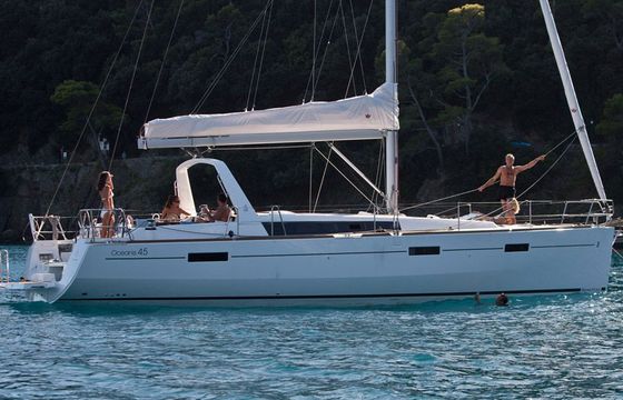 Beneteau Oceanis 45
