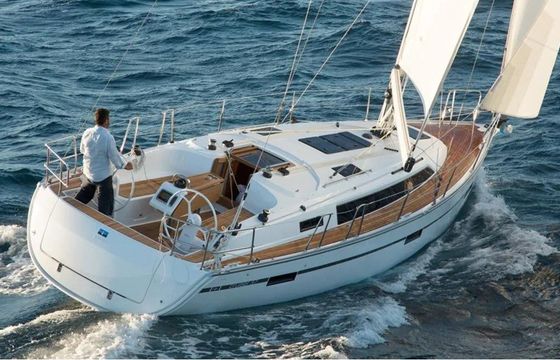 Bavaria 37