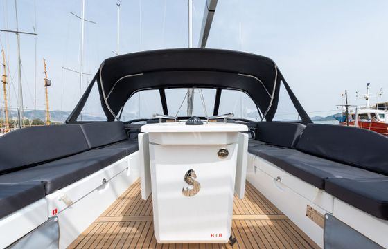 Beneteau Oceanis 51.1