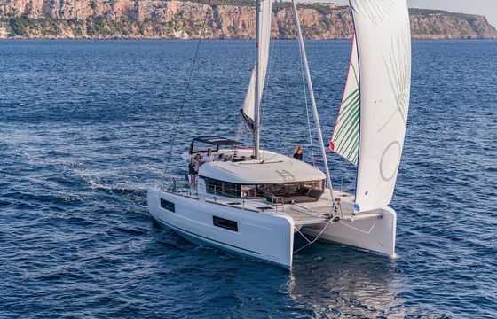 Lagoon 40
