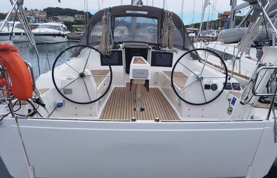 Dufour 382 Grand Large