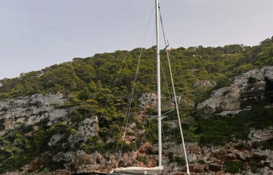 Dufour 470