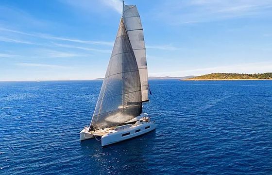 Lagoon 55