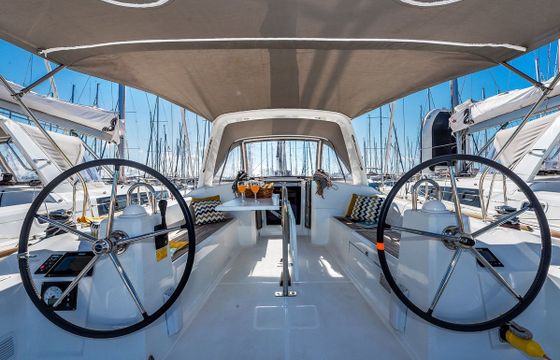 Beneteau Oceanis 38.1