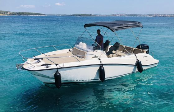 Quicksilver 675