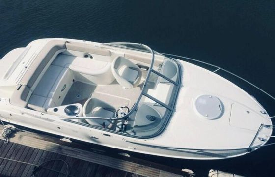 Bayliner 702