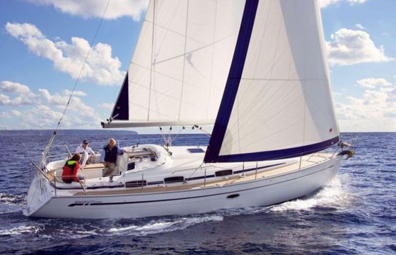 Bavaria 37