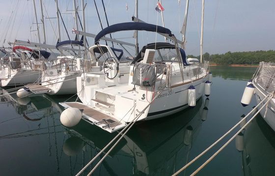 Beneteau Oceanis 35.1