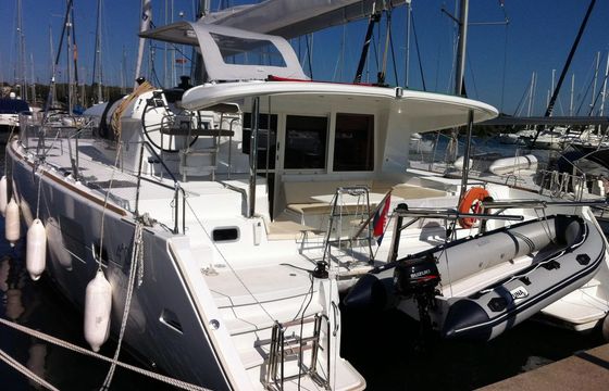 Lagoon 400 S2