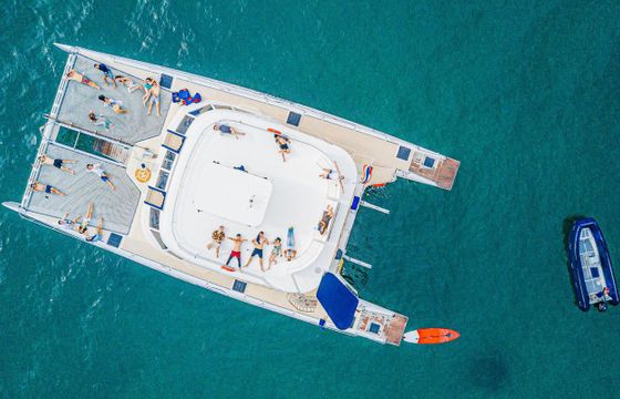 Catamaran 75