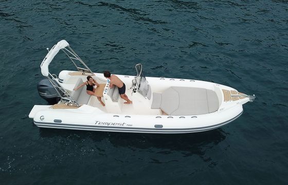 Capelli Tempest 700
