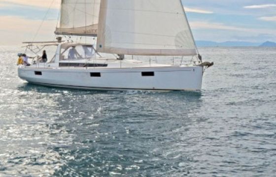Beneteau Oceanis 48