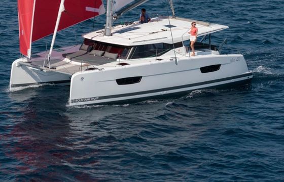 Fountaine Pajot Isla 40