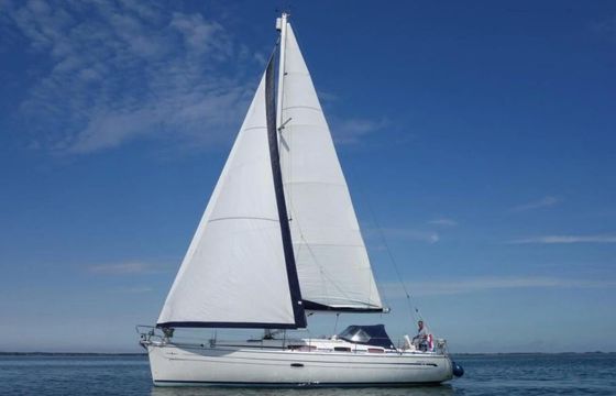 Bavaria 38