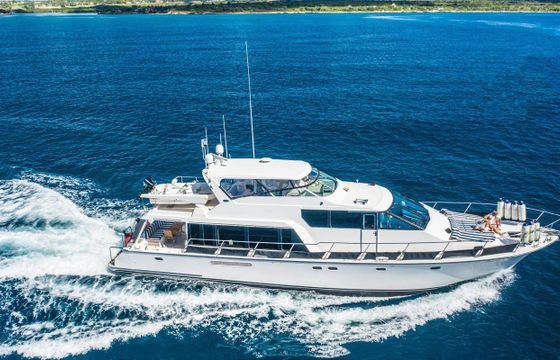 Pacific Mariner Raised Pilothouse 70