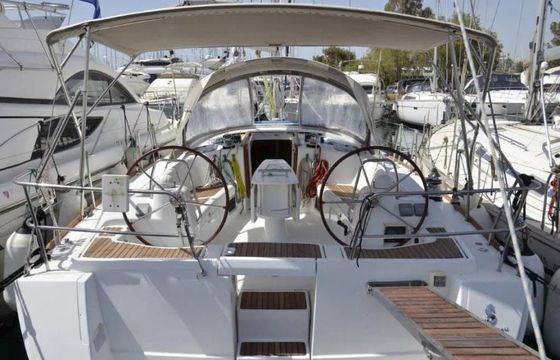 Beneteau Occeanis 43