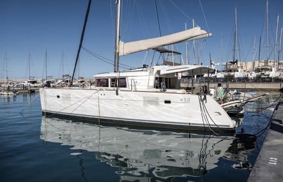 Lagoon 450