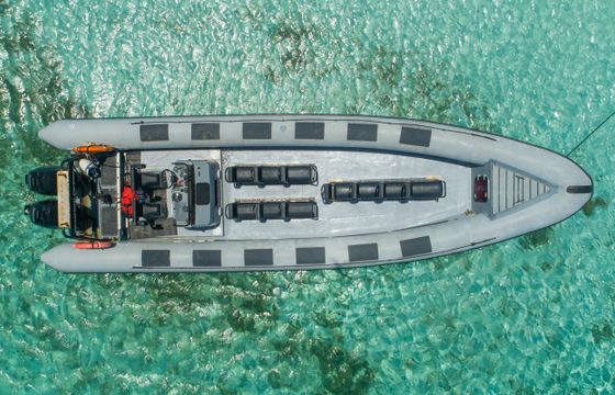 Speedboat 39