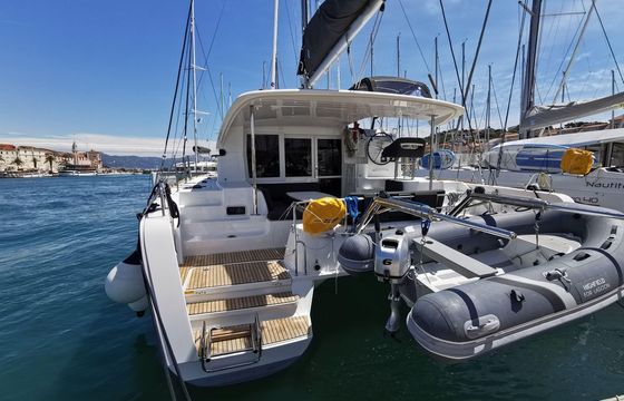 Lagoon 40