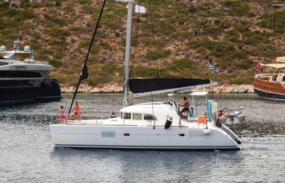 Lagoon 380 S2