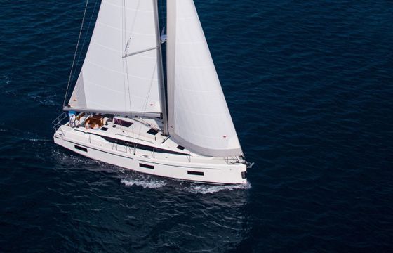 Bavaria C42