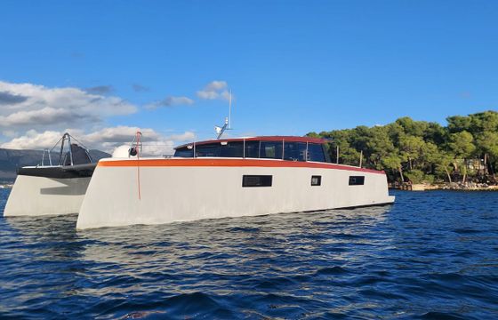Luna Luna 47