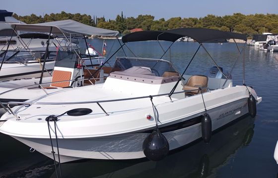 Atlantic Marine Sun Cruiser 630