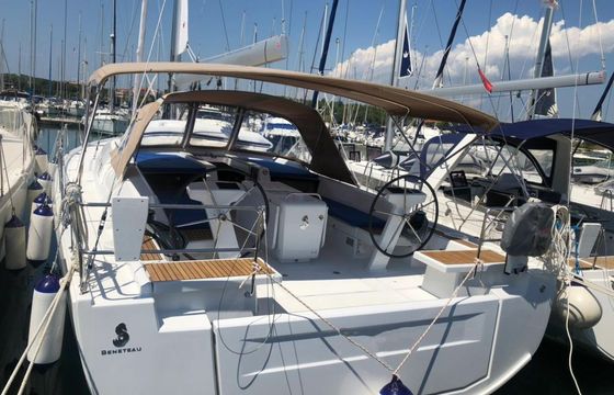 Beneteau Oceanis 51.1