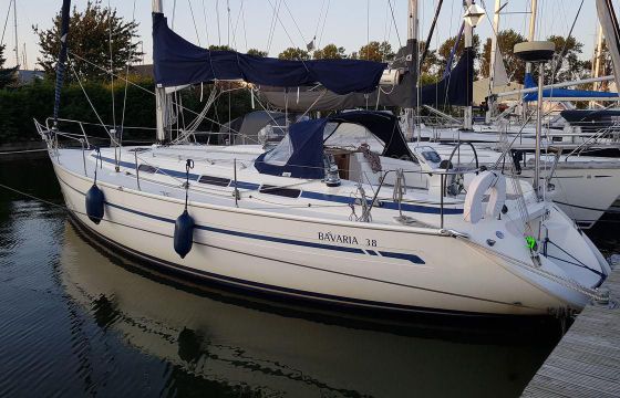 Bavaria 38