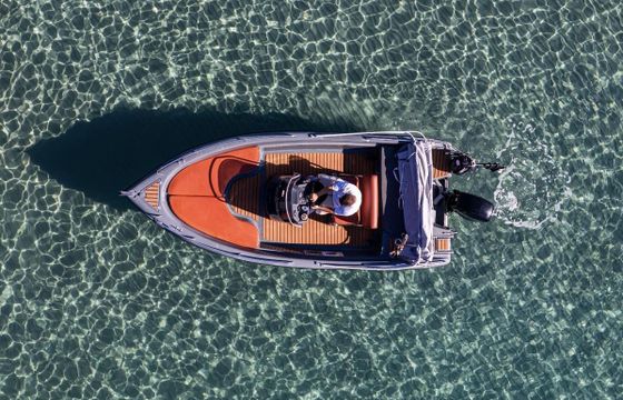 Poseidon Blue water 170
