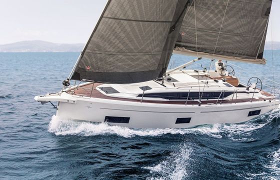 Bavaria C38