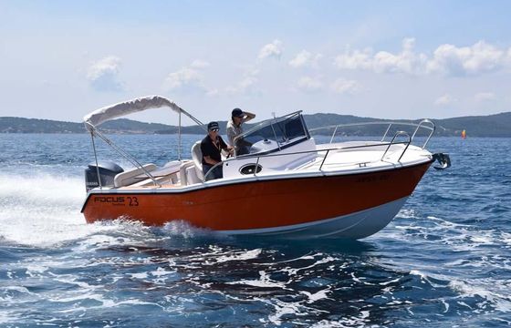 Focus 23 Sundeck