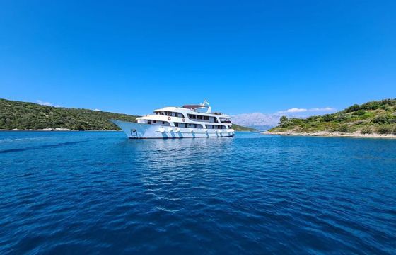 M/Y 125