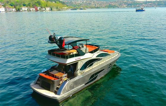 Custom Motoryacht