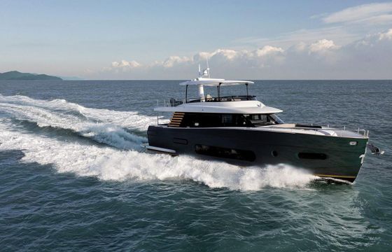 Azimut Maghellano 66