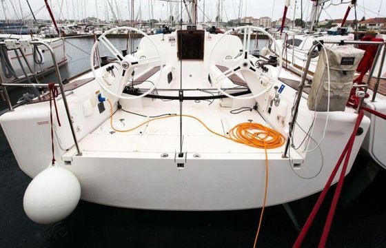Elan 350